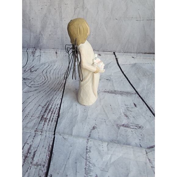 Willow Tree Angel of Spring Figurine Pink White Flowers Demdaco Susan Lordi 2001 - Picture 4 of 8